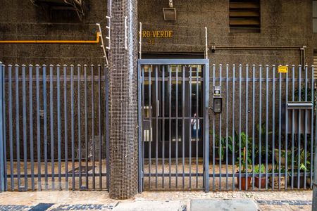 Apartamento para alugar com 100m², 2 quartos e sem vagaFachada