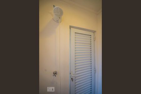 Apartamento para alugar com 100m², 2 quartos e sem vagaBanheiro de Serviço