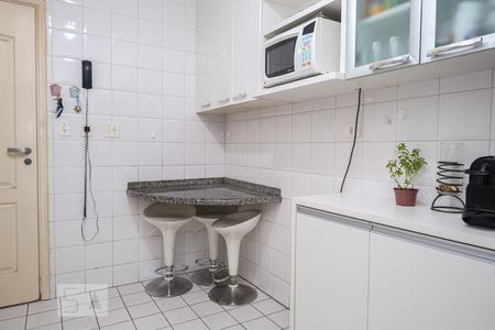 Apartamento à venda com 83m², 3 quartos e 2 vagasCozinha
