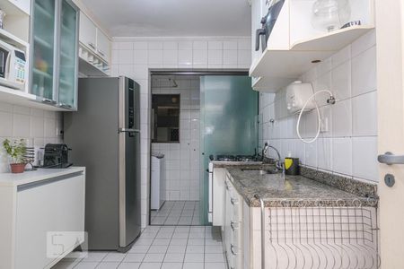 Apartamento à venda com 83m², 3 quartos e 2 vagasCozinha
