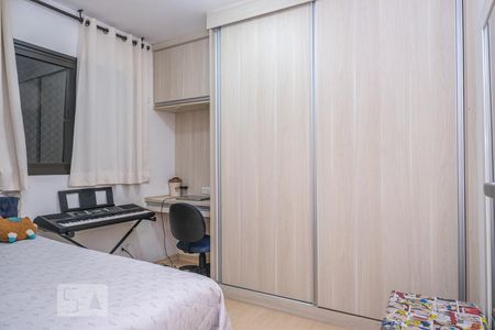 Apartamento à venda com 83m², 3 quartos e 2 vagasQuarto 2