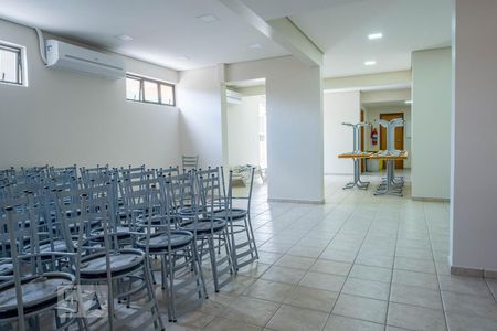 Apartamento à venda com 83m², 3 quartos e 2 vagasSalão de Festas 2