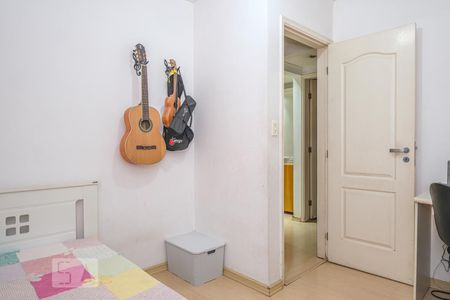 Apartamento à venda com 83m², 3 quartos e 2 vagasQuarto 3