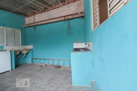 Casa para alugar com 50m², 1 quarto e sem vagaÁrea de Serviço