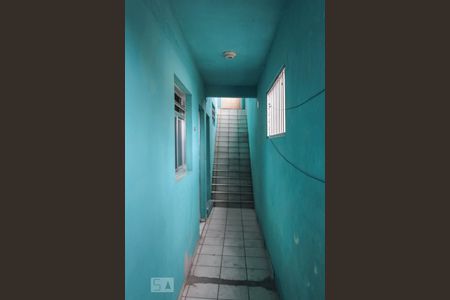 Casa para alugar com 50m², 1 quarto e sem vagaEscada