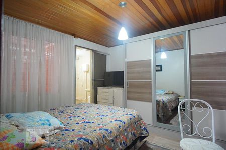 Casa à venda com 150m², 3 quartos e 4 vagasSuite
