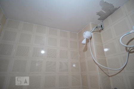 Casa à venda com 150m², 3 quartos e 4 vagasSuite - Banheiro