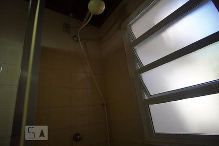 Casa à venda com 150m², 3 quartos e 4 vagasBanheiro