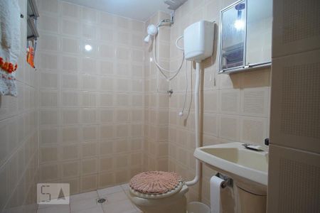 Casa à venda com 150m², 3 quartos e 4 vagasSuite - Banheiro