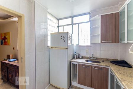 Apartamento à venda com 85m², 3 quartos e 1 vagaCozinha 