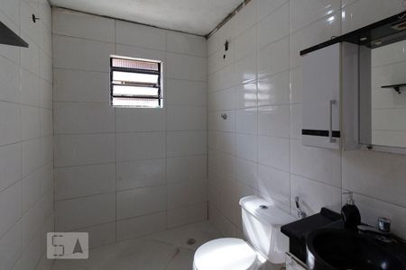 Banheiro de casa para alugar com 1 quarto, 80m² em Jardim Ângela (zona Leste), São Paulo