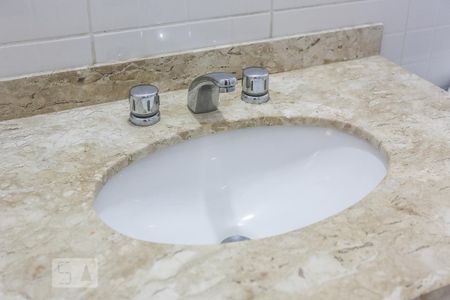 Apartamento para alugar com 65m², 2 quartos e 2 vagas Apartamento para alugar com 65m², 2 quartos e 2 vagasBanheiro Suite