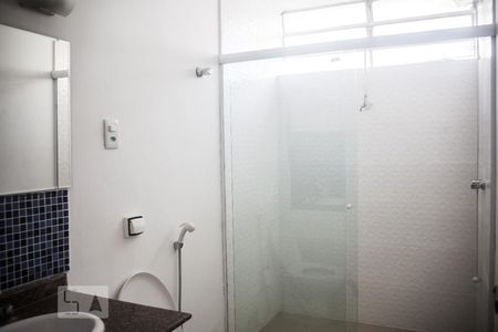 Banheiro de apartamento para alugar com 2 quartos, 120m² em Higienópolis, São Paulo