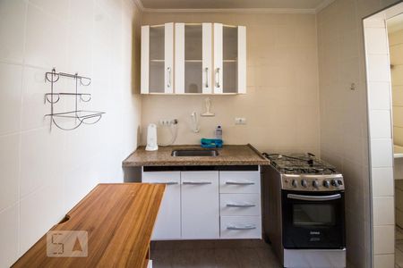 Cozinha de apartamento à venda com 1 quarto, 46m² em Centro, Campinas