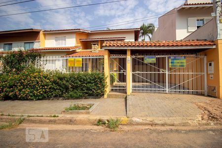 Casa para alugar com 290m², 5 quartos e 7 vagasFachada