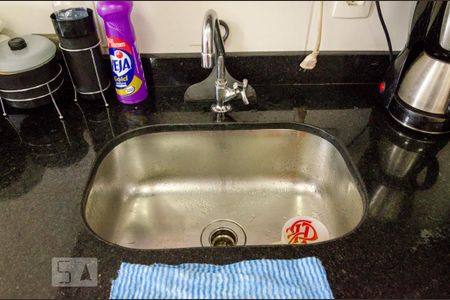 Apartamento à venda com 54m², 2 quartos e 1 vagaCozinha - pia