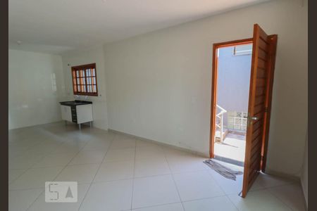 Sala de casa para alugar com 2 quartos, 65m² em Vila Yaya, Guarulhos