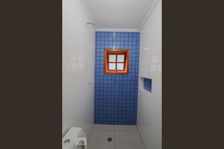 Casa para alugar com 65m², 2 quartos e sem vagaBanheiro da Suíte