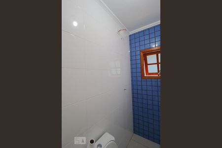 Casa para alugar com 65m², 2 quartos e sem vagaBanheiro da Suíte