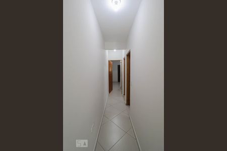 Corredor de casa para alugar com 2 quartos, 65m² em Vila Yaya, Guarulhos