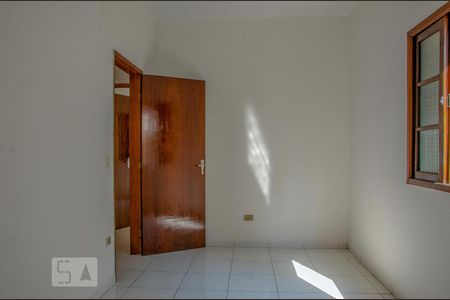 Quarto de casa para alugar com 2 quartos, 140m² em Vila Palmeiras, São Paulo
