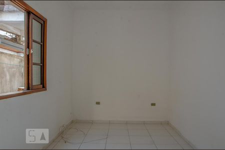 Quarto de casa para alugar com 2 quartos, 140m² em Vila Palmeiras, São Paulo