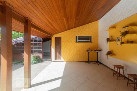 Varanda de casa à venda com 3 quartos, 400m² em Ipanema, Porto Alegre