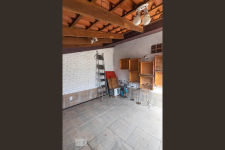Salão de casa à venda com 3 quartos, 400m² em Ipanema, Porto Alegre