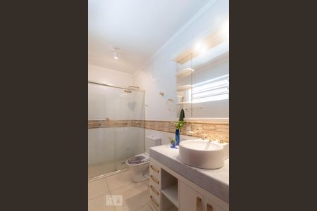 Casa à venda com 400m², 3 quartos e 3 vagasBanheiro da Suíte