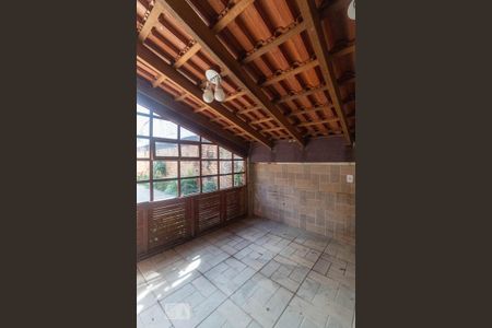Casa à venda com 400m², 3 quartos e 3 vagasSalão