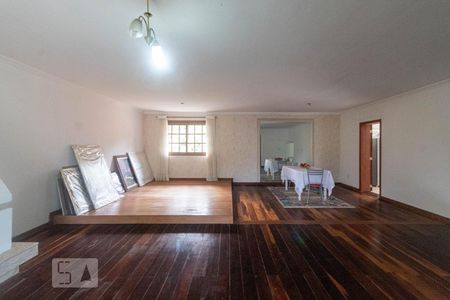 Sala de Estar Principal de casa à venda com 3 quartos, 400m² em Ipanema, Porto Alegre