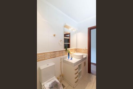 Casa à venda com 400m², 3 quartos e 3 vagasBanheiro da Suíte