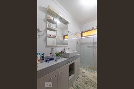 Casa à venda com 400m², 3 quartos e 3 vagasBanheiro