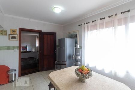 Casa à venda com 400m², 3 quartos e 3 vagasCozinha