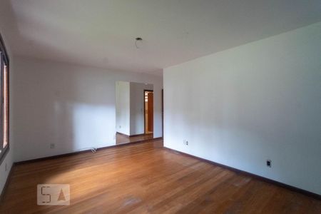 Casa à venda com 400m², 3 quartos e 3 vagasSuíte