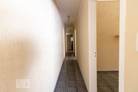 Corredor de casa à venda com 3 quartos, 150m² em Vila Homero Thon, Santo André