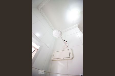 Apartamento à venda com 57m², 2 quartos e 1 vagaChuveiro