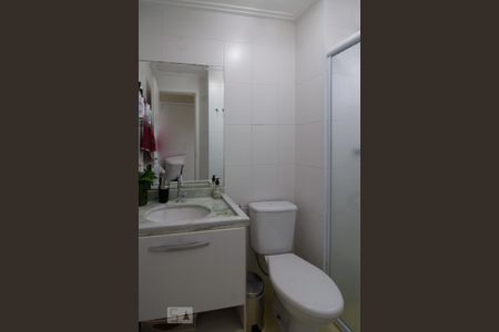 Apartamento à venda com 81m², 3 quartos e 2 vagas Apartamento à venda com 81m², 3 quartos e 2 vagasBanheiro da Suíte