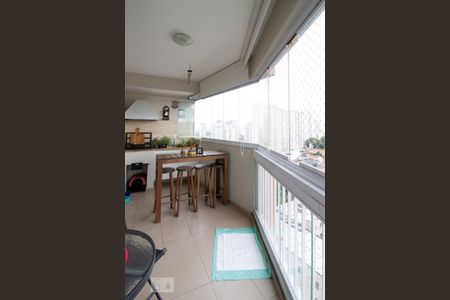 Apartamento à venda com 81m², 3 quartos e 2 vagas Apartamento à venda com 81m², 3 quartos e 2 vagasVaranda gourmet