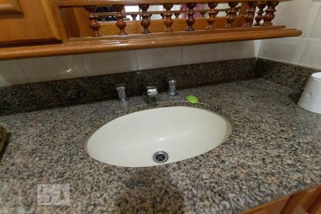 Apartamento à venda com 155m², 3 quartos e 2 vagasBanheiro - Torneira