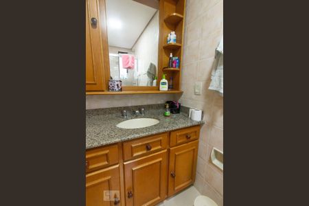 Apartamento à venda com 155m², 3 quartos e 2 vagasBanheiro da Suíte