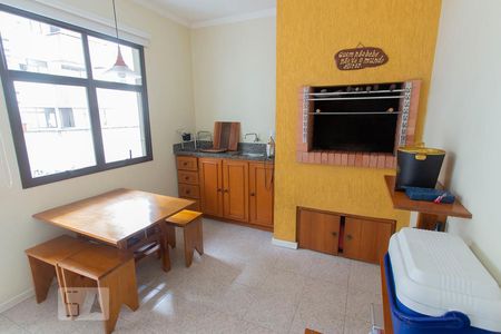 Apartamento à venda com 155m², 3 quartos e 2 vagasChurrasqueira