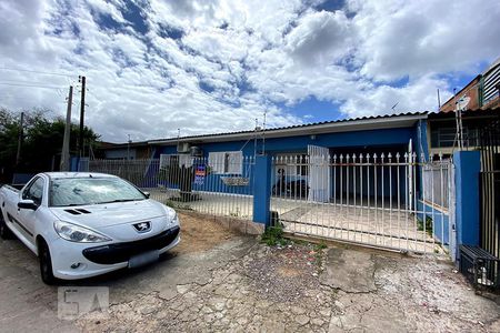 Casa para alugar com 110m², 3 quartos e 1 vaga Casa para alugar com 110m², 3 quartos e 1 vagaFachada