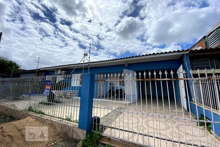 Casa para alugar com 110m², 3 quartos e 1 vaga Casa para alugar com 110m², 3 quartos e 1 vagaFachada