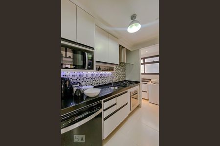 Apartamento à venda com 69m², 3 quartos e 2 vagasCozinha