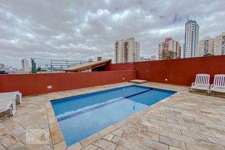 Apartamento à venda com 69m², 3 quartos e 2 vagasÁrea comum - Piscina
