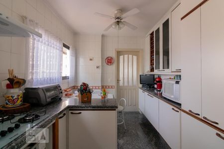 Apartamento à venda com 205m², 3 quartos e 3 vagasCozinha