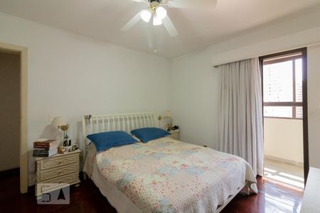 Apartamento à venda com 205m², 3 quartos e 3 vagasSuíte 1