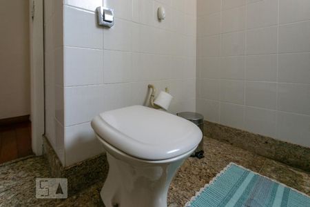 Apartamento à venda com 103m², 3 quartos e 1 vaga Apartamento à venda com 103m², 3 quartos e 1 vagaBanheiro