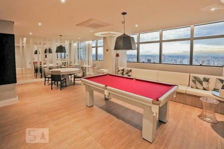 Apartamento à venda com 34m², 1 quarto e sem vaga Apartamento à venda com 34m², 1 quarto e sem vagaSalão de jogos